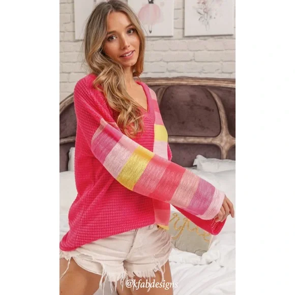 LAST 1! Fuchsia V Neck Lightweight Waffle Knit Color Block Top! - Picture 9 of 13